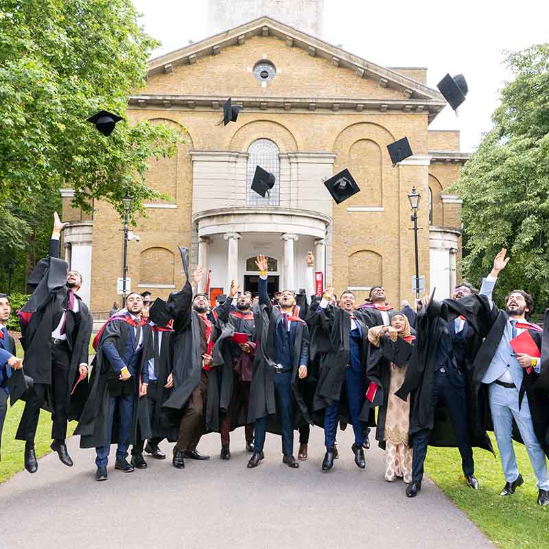 London graduation 800x800